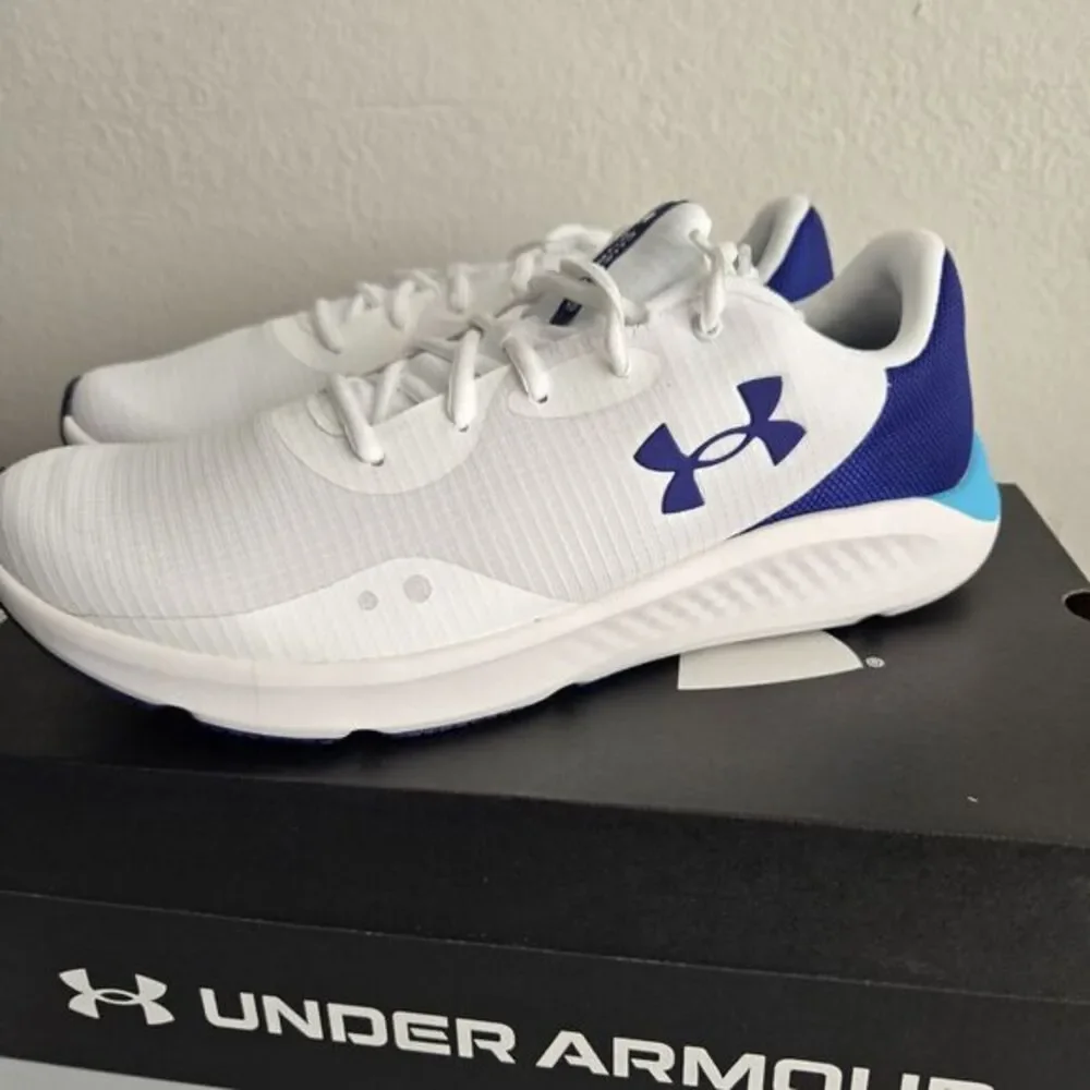 Under ARMOUR Charged Pursuit 3 TECH Men's Size 11.5 White Blue Gym Running Train